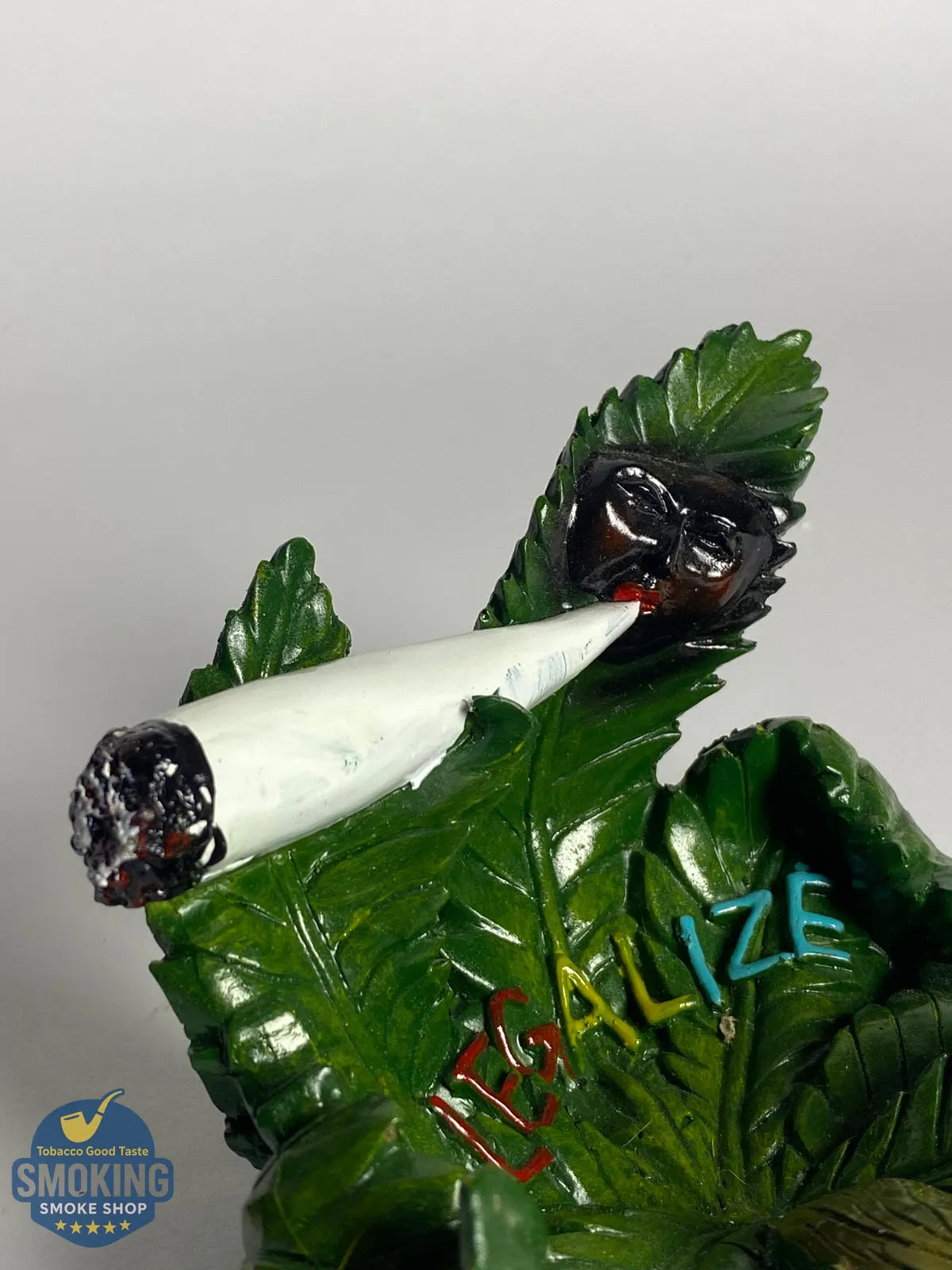 طفاية سجاير خزف ستايل القنب | Resin Novelty Ashtray Collection