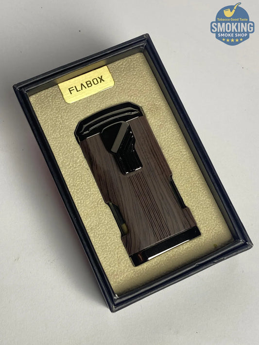Flabox Triple-Jet Torch Lighter with Built-in Cigar Punch — ولاعة فلابوكس تورش ثلاثي مع مُثقِّب سيجار مدمج