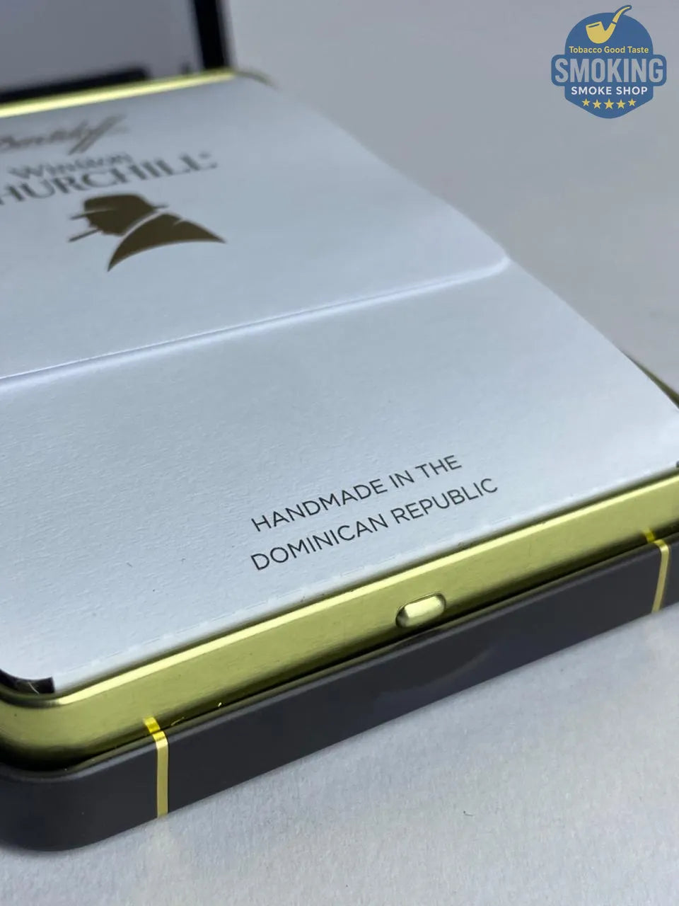 💨 Davidoff Winston Churchill Petit Panetela — سيجار دافيدوف ونستون تشرشل (صغير الحجم)