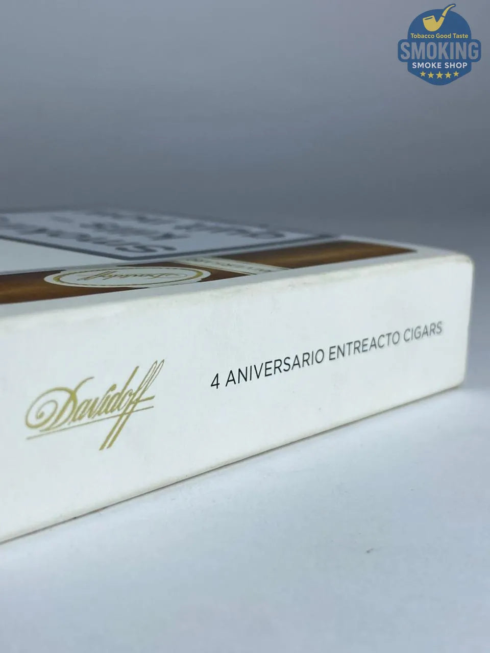 💨 Davidoff Aniversario Entreacto — سيجار دافيدوف أنيفيرساريو إنتريكتو (علبة 4 قطع)
