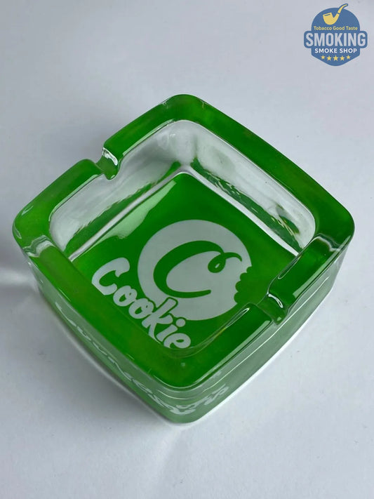 Glass Ashtray — طفاية سجائر زجاجية مربعة بطبعات متنوعة
