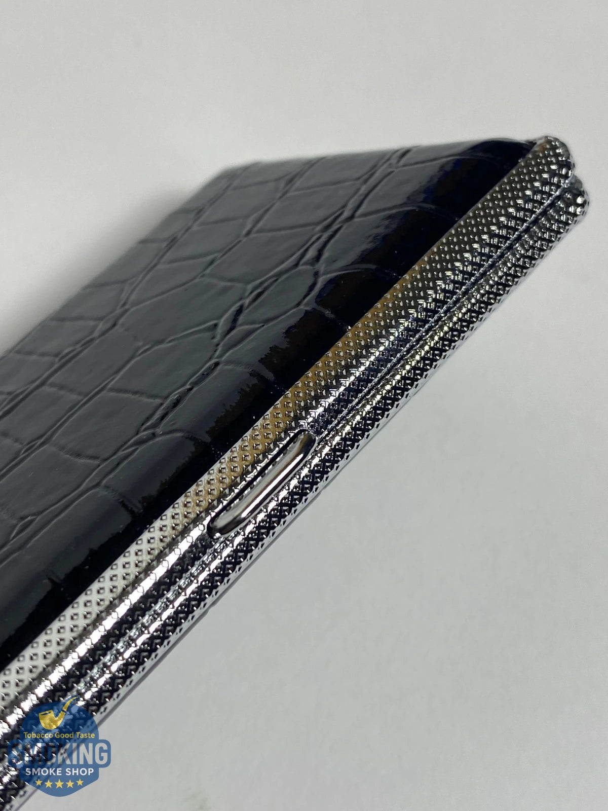 Slim Cigarette Case I علبة سجائر سلم فاخرة