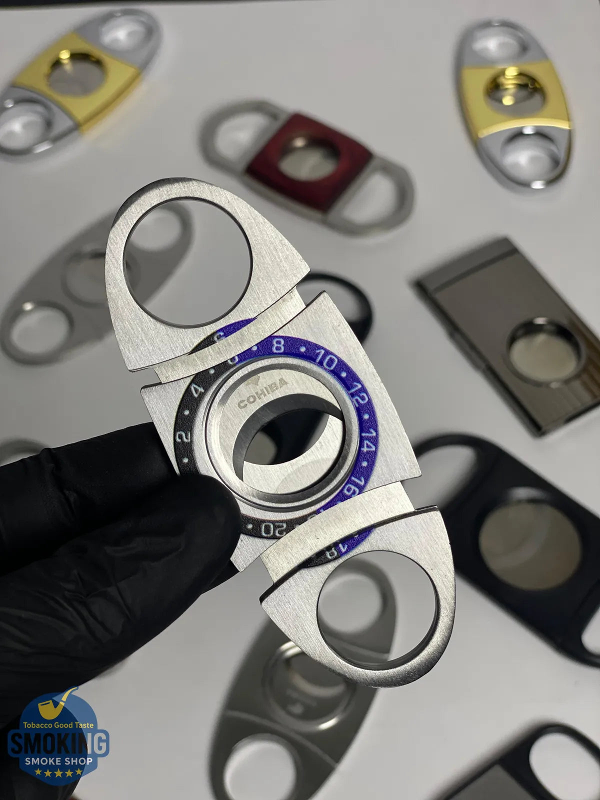 Cohiba Ring-Gauge Guillotine Cigar Cutter | قاطعة سيجار كوهيبا بمقياس الحَلَقة