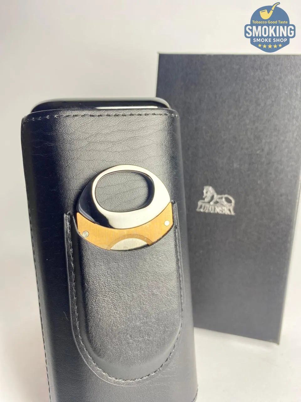 حافظة سيجار لوبينسكي مبطّنة بالخشب مع قاطع | LUBINSKI Cedar-Lined Cigar Case with Cutter