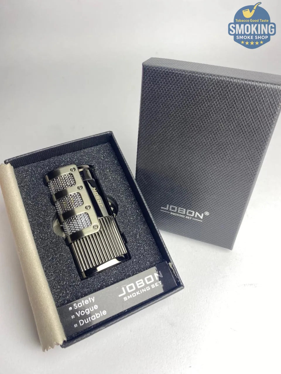 Jobon Armored Triple-Jet Torch Lighter with Built-In Cigar Punch — ولاعة جوبون تربل تورش ببانش سيجار مدمج