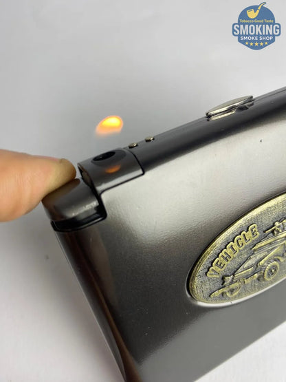 علبة سجائر معدنية مع ولاعة مدمجة — Cigarette Case with Built-in Lighter