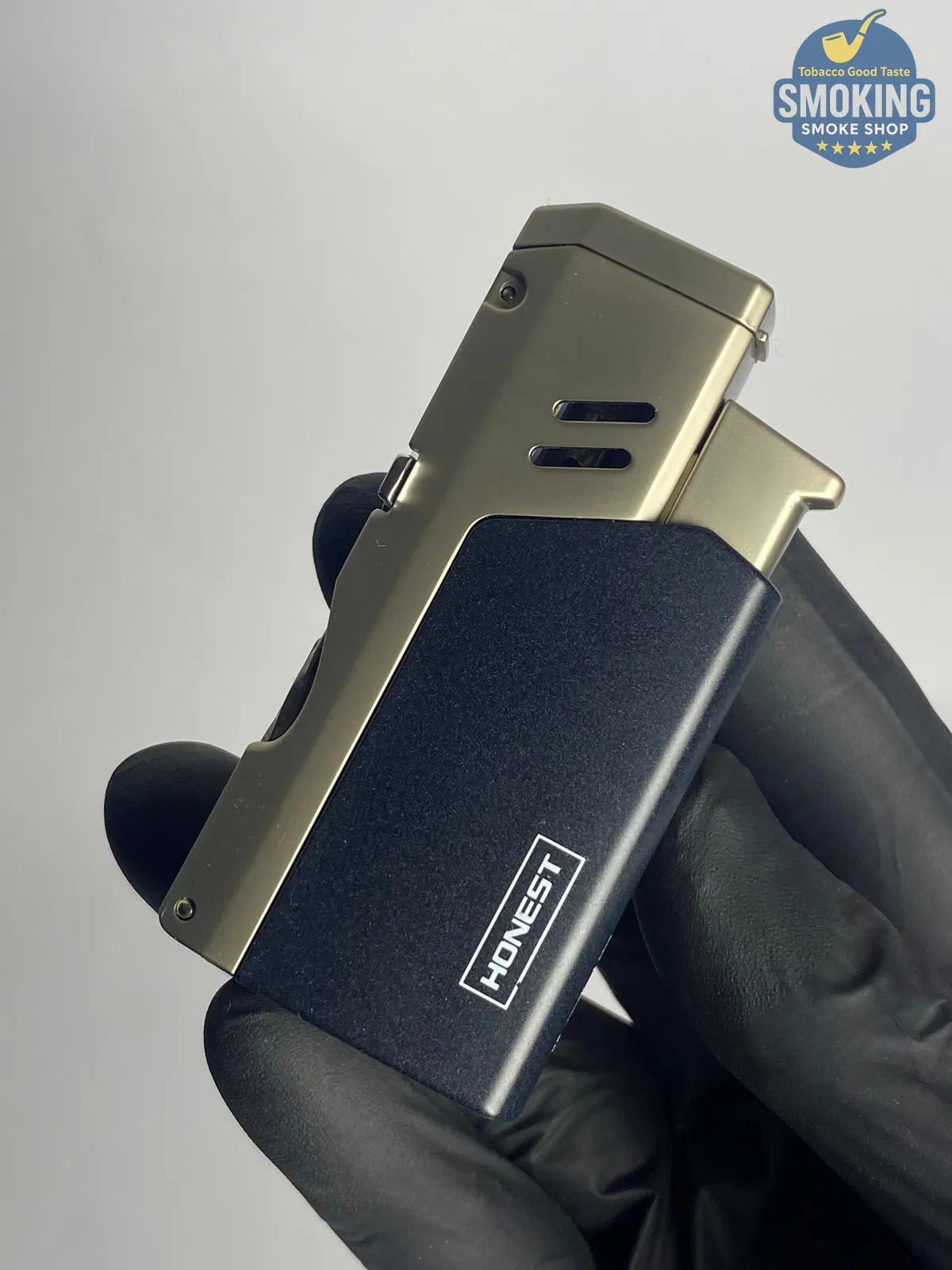 Torch Cigar Lighter w/ Punch & Draw Poker — ولاّعة سيجار تورش مع بانش و«إبرة تهوية» من HONEST