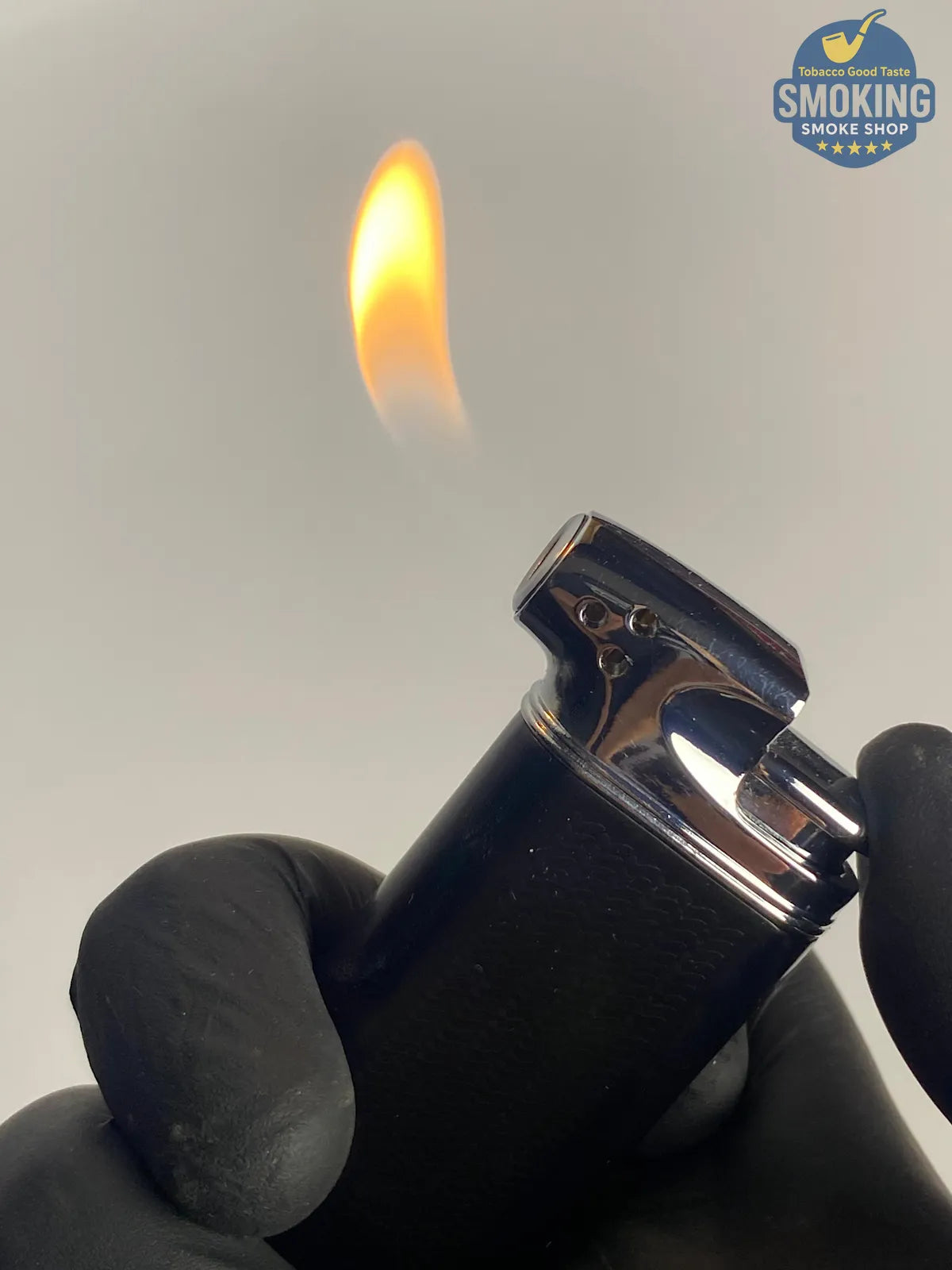 SPUNK Soft Flame Pipe Lighter — ولاّعة بايب لهب ناعم بزاوية (أسود/ذهبي)