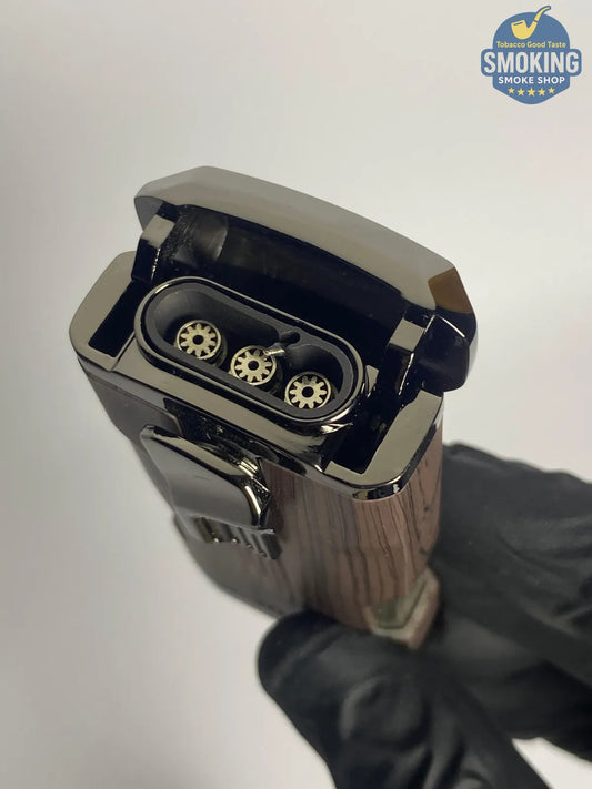 Flabox Triple-Jet Torch Lighter with Built-in Cigar Punch — ولاعة فلابوكس تورش ثلاثي مع مُثقِّب سيجار مدمج