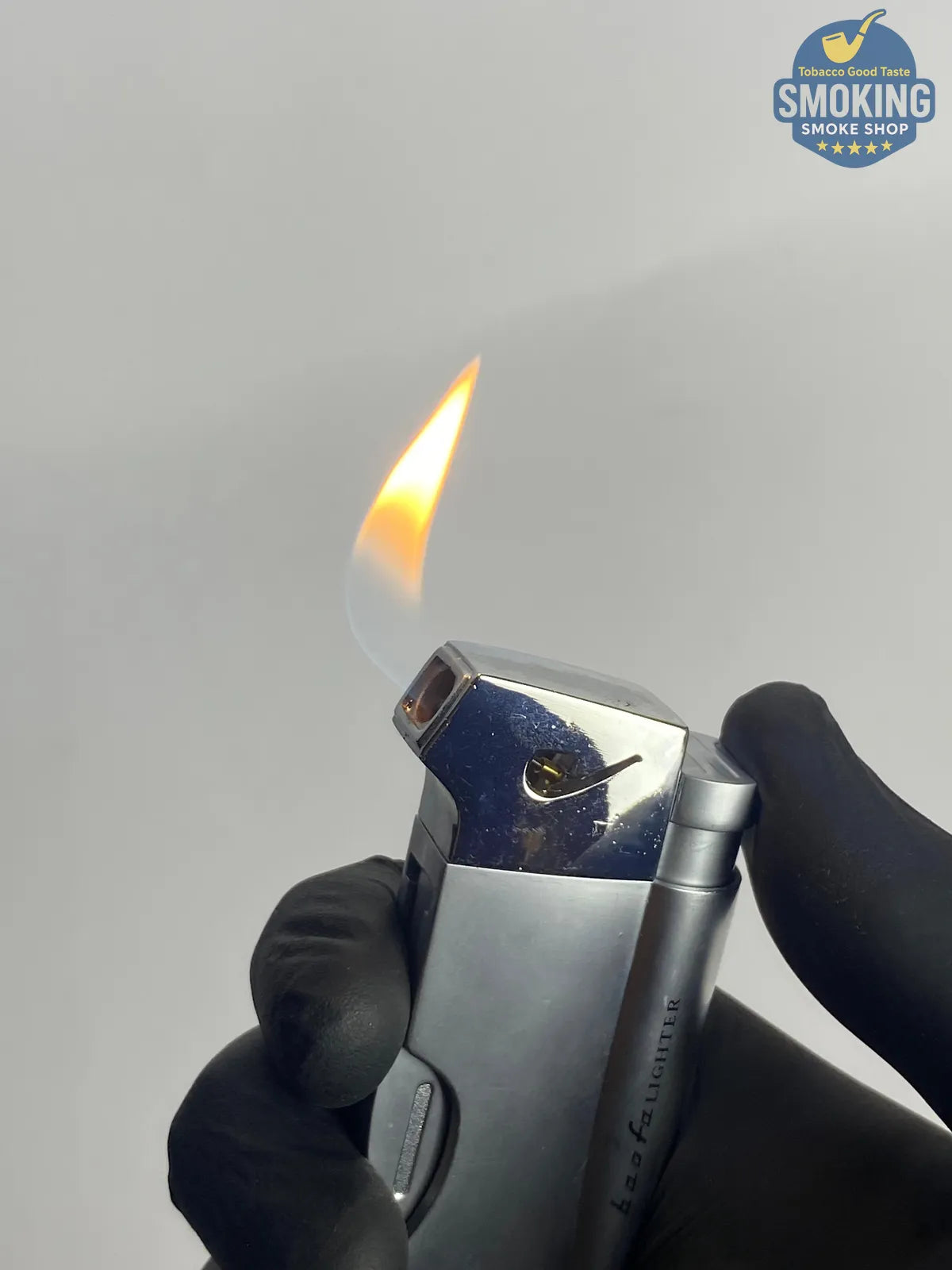 Pipe Lighter (3-in-1 Pipe Tools) — ولاعة بايب بلهب ناعم مع أدوات 3×1