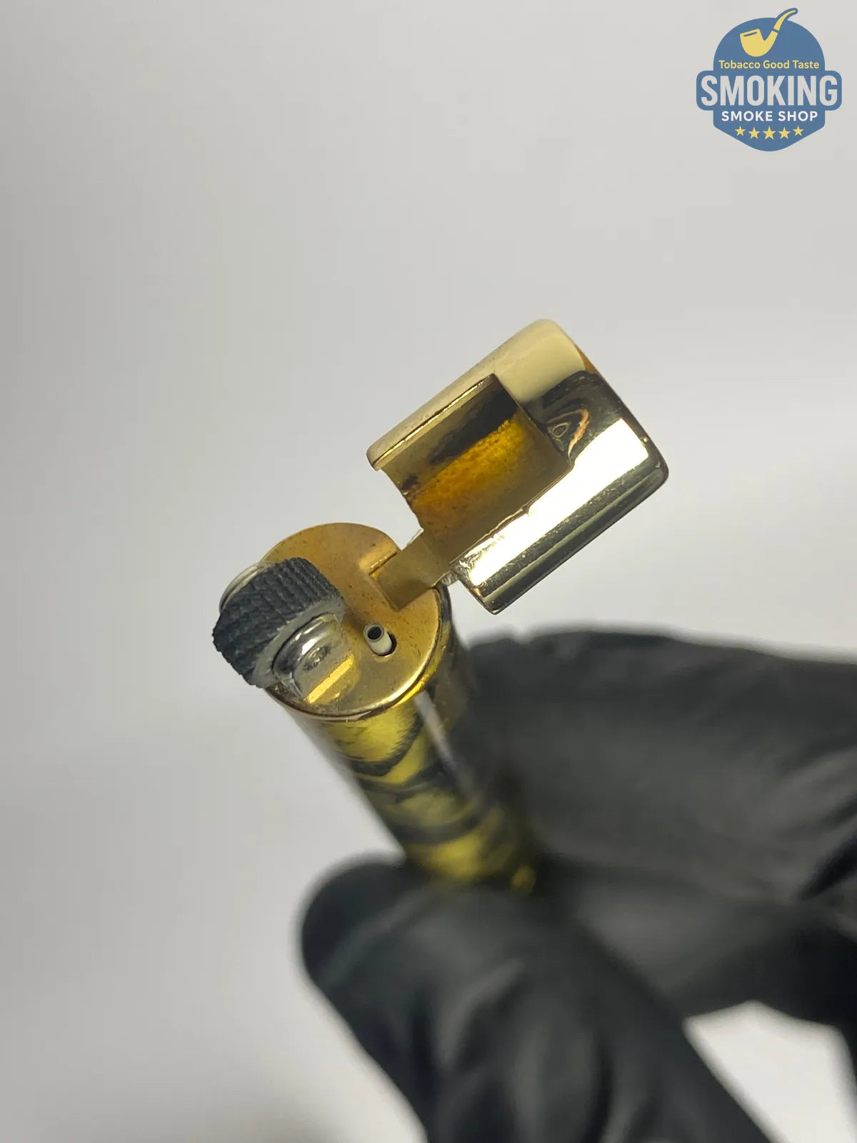 HONEST Slim Soft Flame Flint Lighter — ولاّعة هونِست رفيعة بلهب عادي وآلية حجر (أحمر/ذهبي)