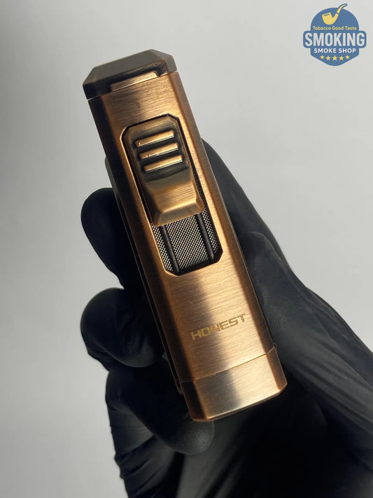 HONEST Triple Torch Flame Lighter (Woodgrain Bronze) — ولاّعة هونست ثلاثية الشعلة (خشبي/برونزي)