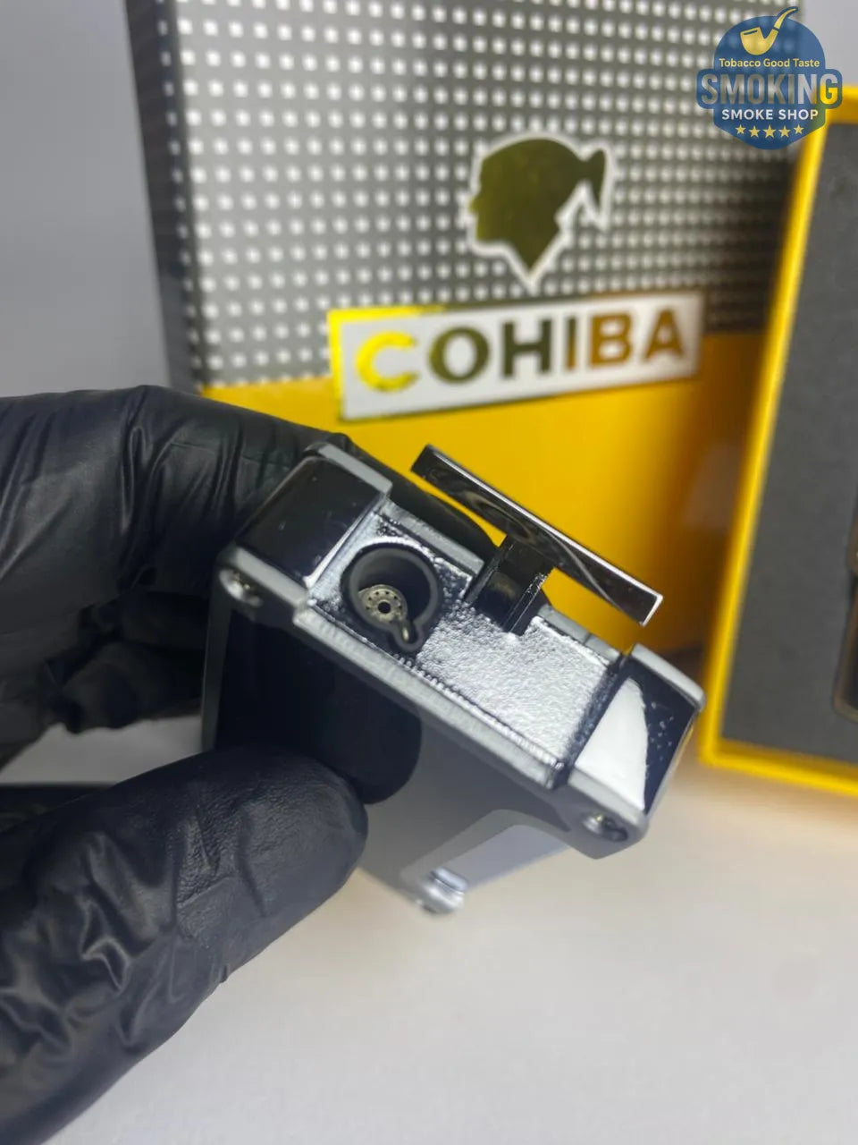 طقم ولاعة وقاطع سيجار كوهيبا – Cohiba Cigar Lighter & Cutter Gift Set
