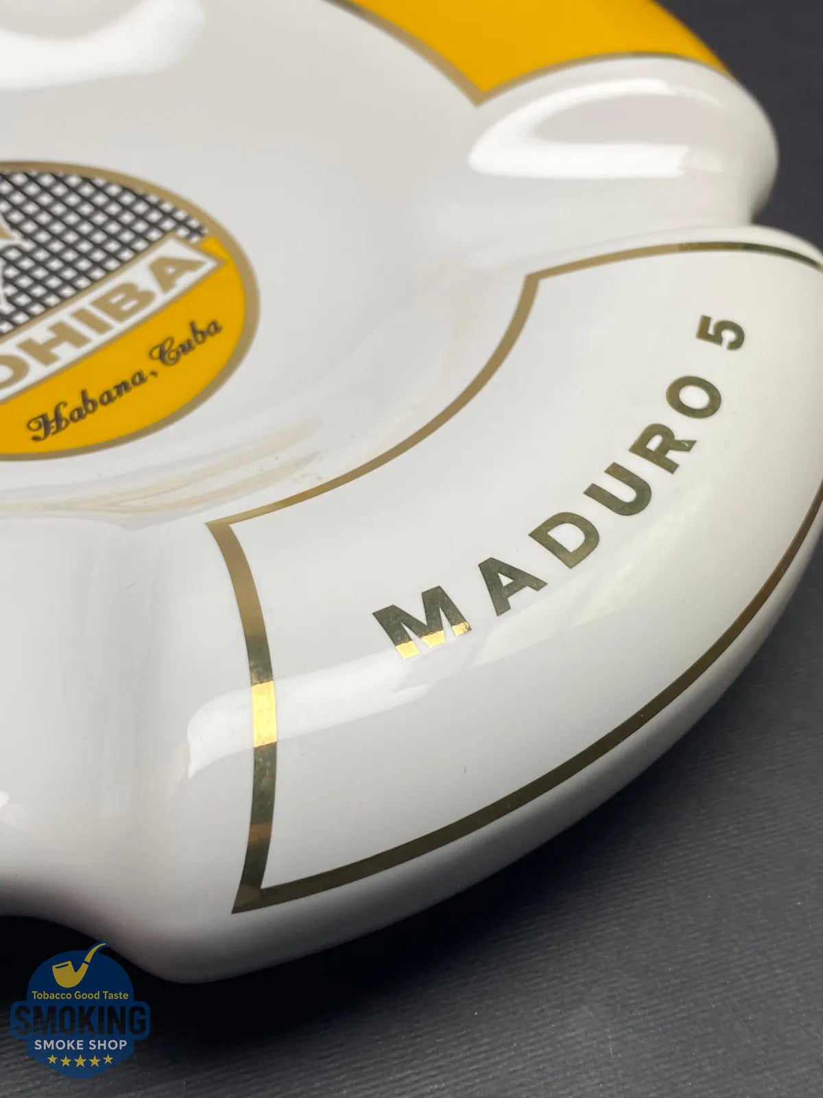  طفاية سيجار كوهيبا مادورو 5 (٤ مواضع) ابيض واسود | COHIBA Maduro 5 Ceramic Cigar Ashtray (4 Rests)
