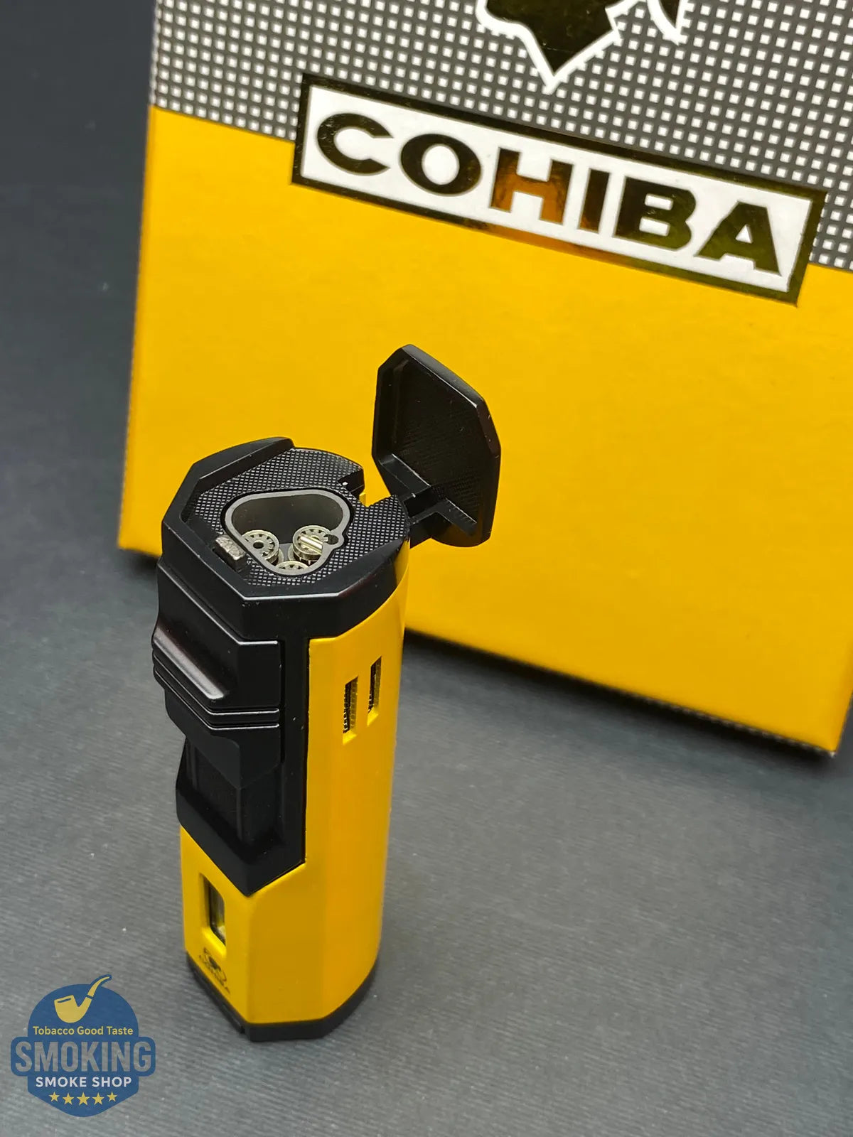 طقم سيجار كوهيبا (ولاعة تورش ثلاثية + مقص جيليوتين) Cohiba Cigar Gift Set (Triple-Jet Torch Lighter + Guillotine Cutter)
