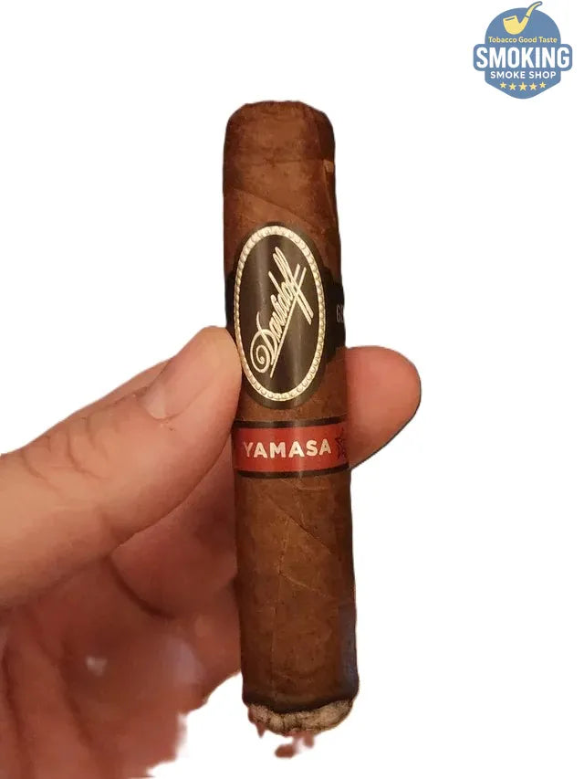 🚬 Davidoff Yamasa Petit Churchill — سيجار دافيدوف ياماسا بيتيت تشرشل ( علبة 4 قطع ) مقاس كبير فاخر 
