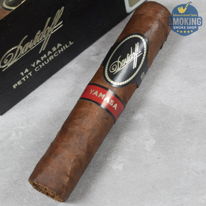 🚬 Davidoff Yamasa Petit Churchill — سيجار دافيدوف ياماسا بيتيت تشرشل ( علبة 4 قطع ) مقاس كبير فاخر 