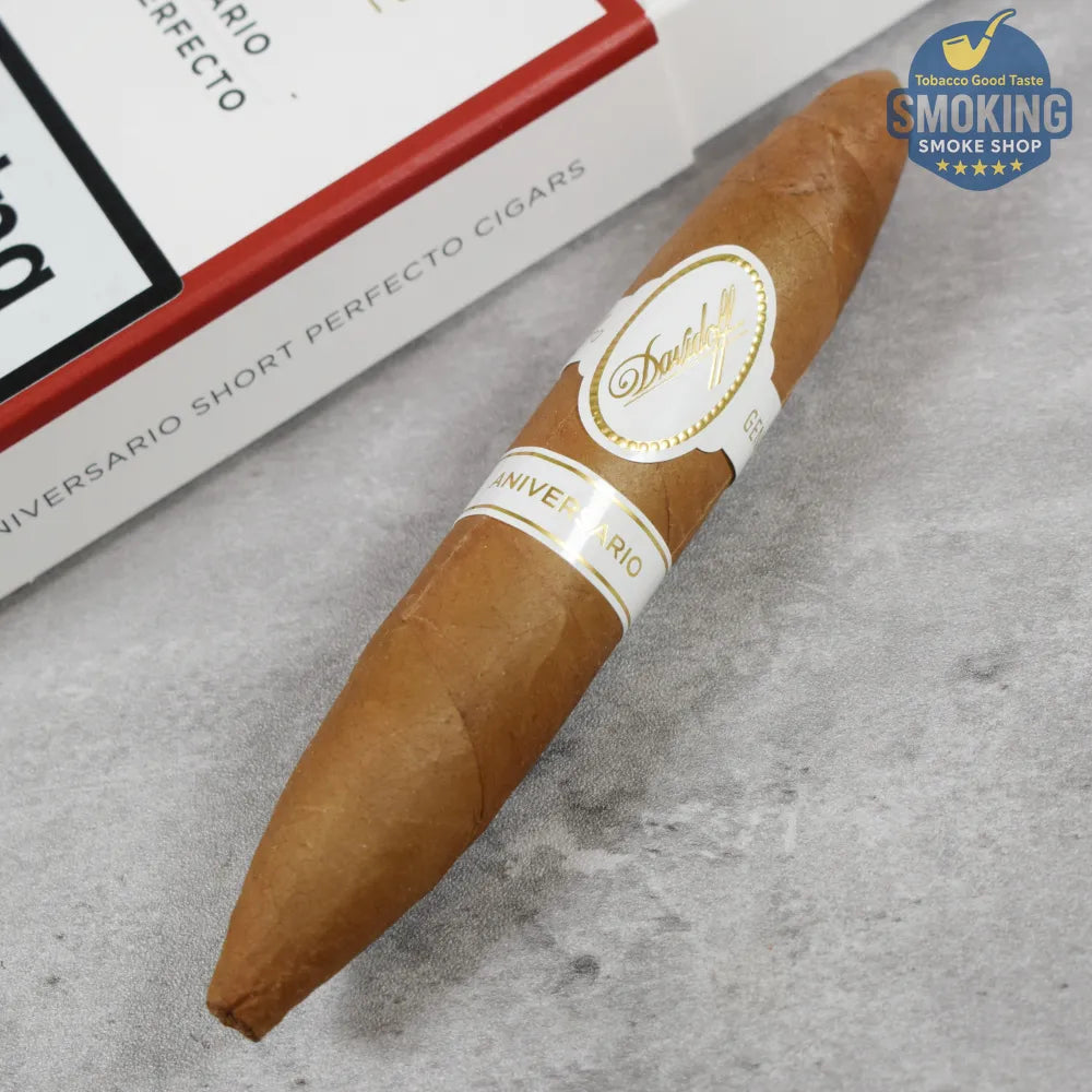 🚬Luxury Davidoff Aniversario Short Perfecto — سيجار دافيدوف أنيفرساريو شورت بيرفيكتو ( علبة 4 قطع ) بريميوم فاخر جداً 