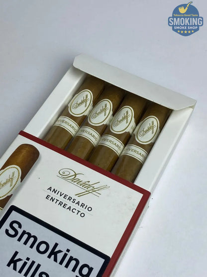 💨 Davidoff Aniversario Entreacto — سيجار دافيدوف أنيفيرساريو إنتريكتو (علبة 4 قطع)