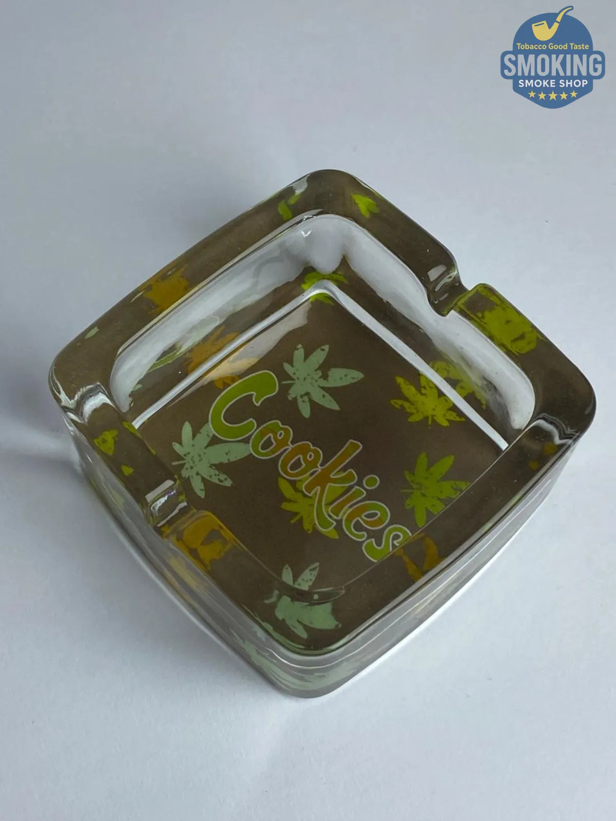 Glass Ashtray — طفاية سجائر زجاجية مربعة بطبعات متنوعة