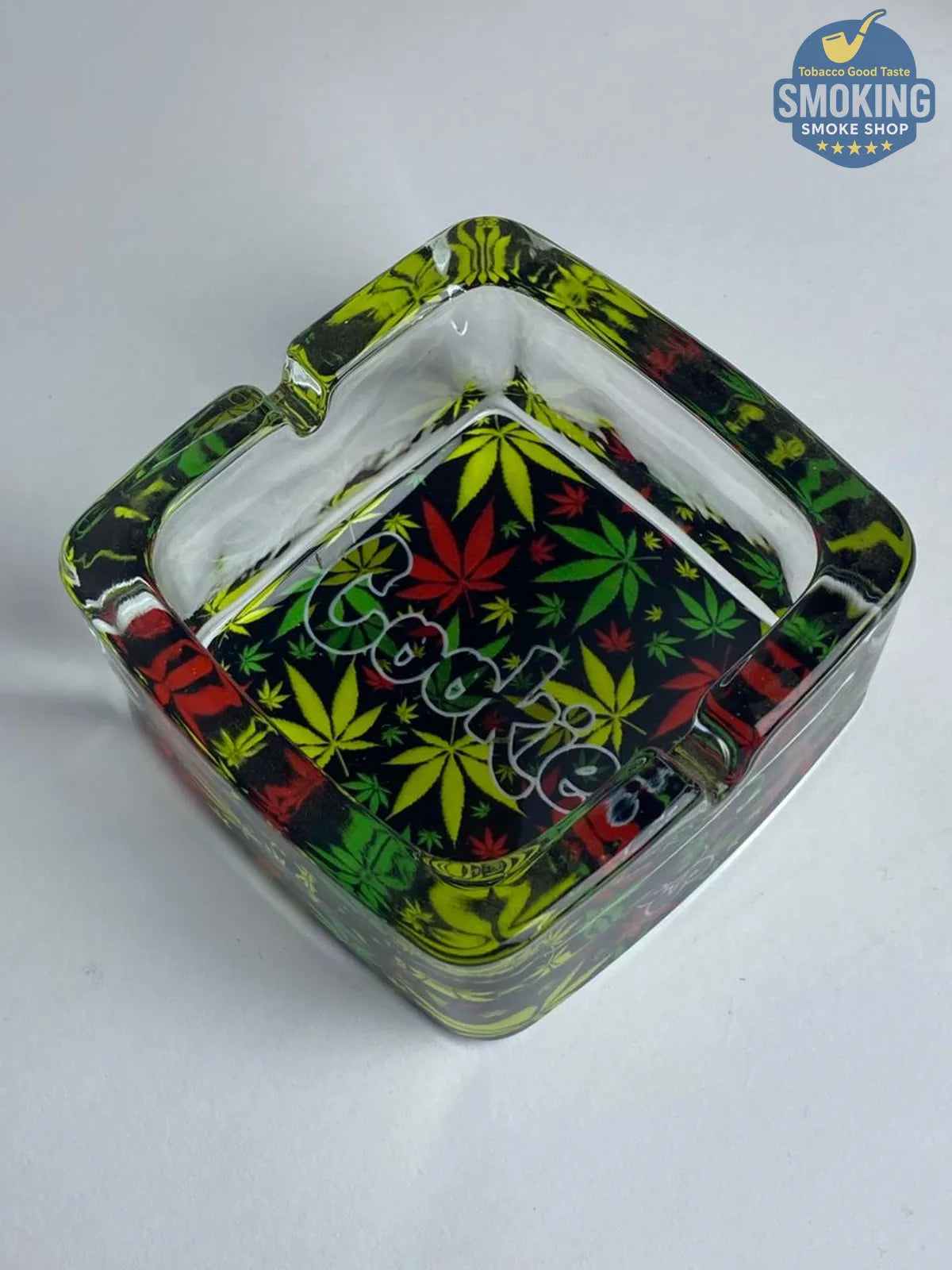 Glass Ashtray — طفاية سجائر زجاجية مربعة بطبعات متنوعة