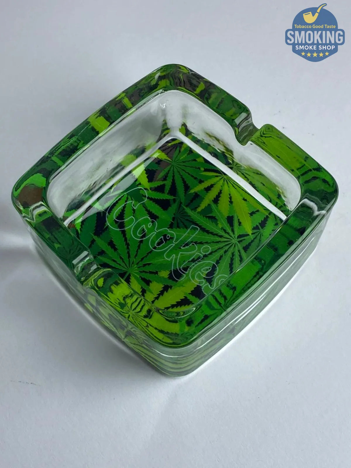 Glass Ashtray — طفاية سجائر زجاجية مربعة بطبعات متنوعة