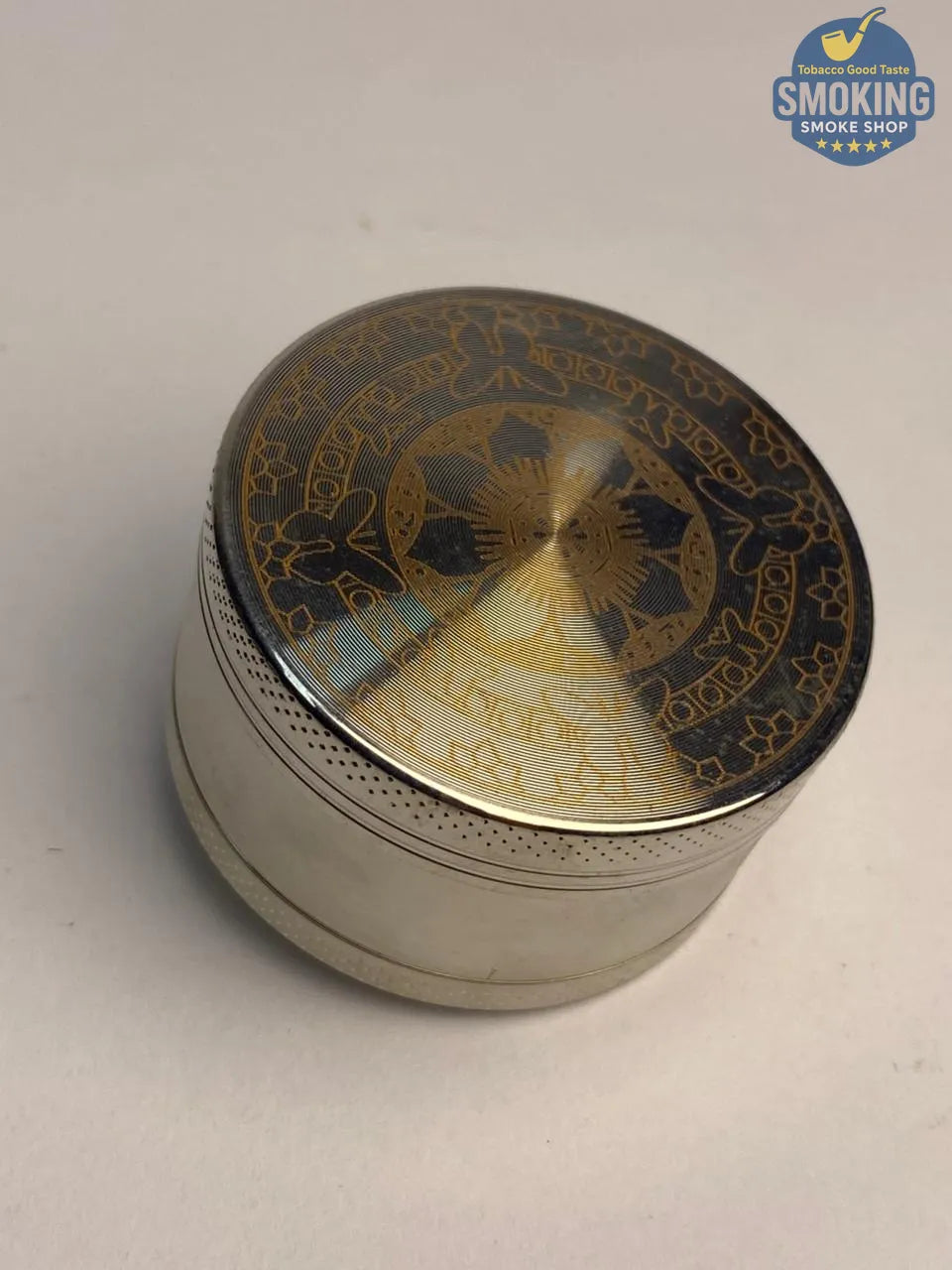 D&K Amsterdam Tobacco Grinder — مطحنة تبغ أمستردام تصميم مانديلا