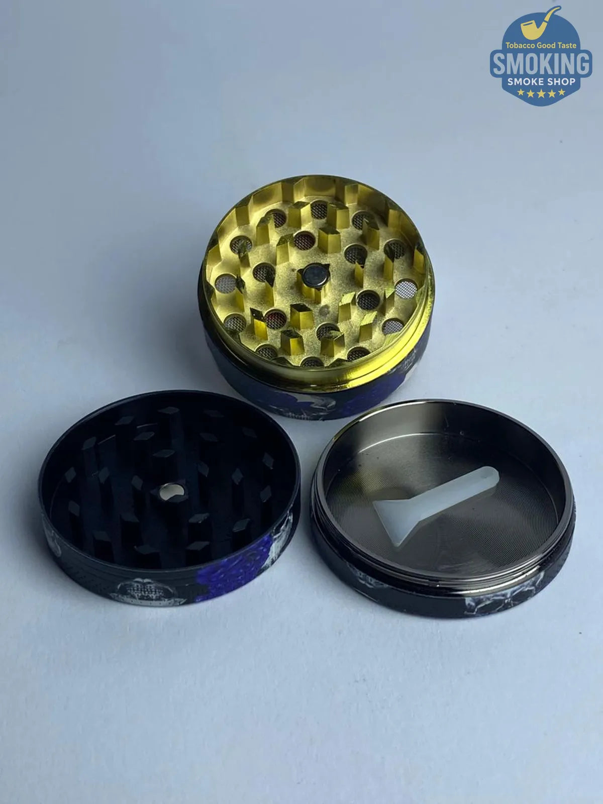 🌹💀 جريندر جماجم وزهور معدني 4 قطع — Skull & Roses Tobacco Grinder