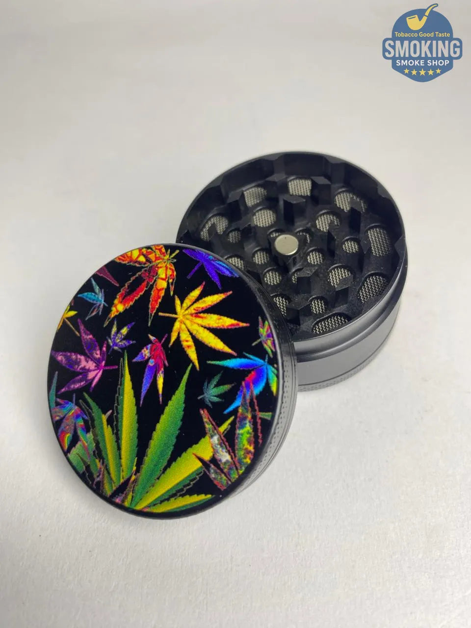 D&K Amsterdam Tobacco Grinder —  مطحنة تبغ أمستردام معدن سيلفر واسود وملون