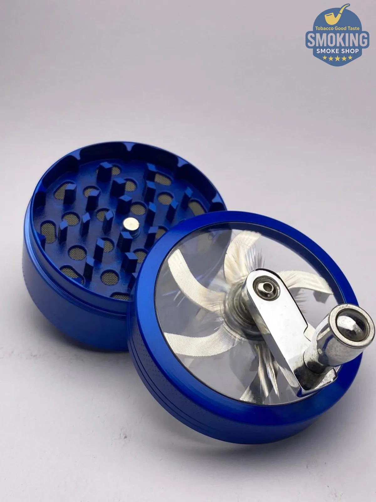 مطحنة تبغ معدنية مع ذراع تدوير — Tobacco Grinder with Crank Handle 🌿⚙️