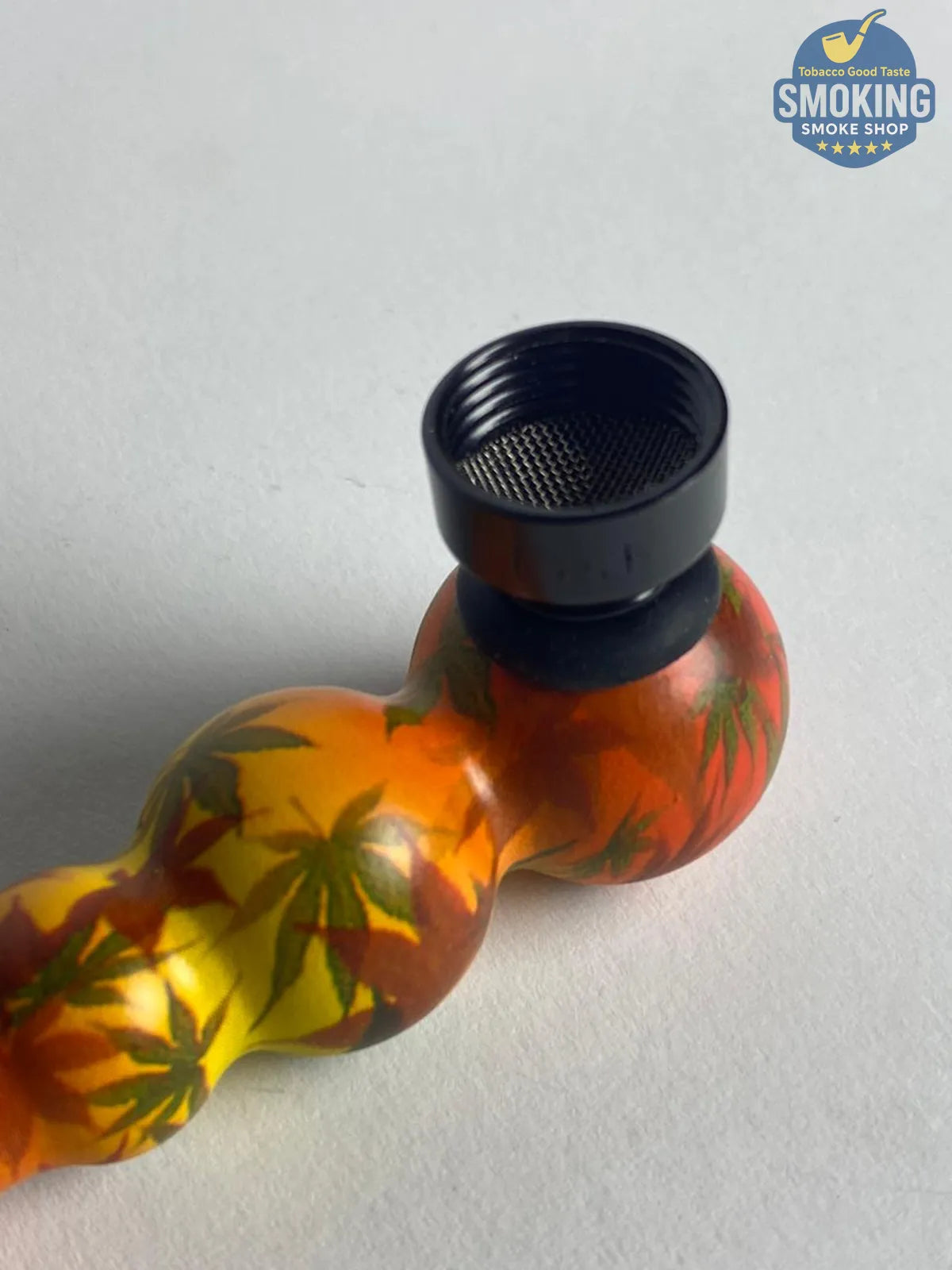 D&K Leaf Glass Pipe — مدواخ زجاجي ملون دي آند كيه بنقشة أوراق نبات