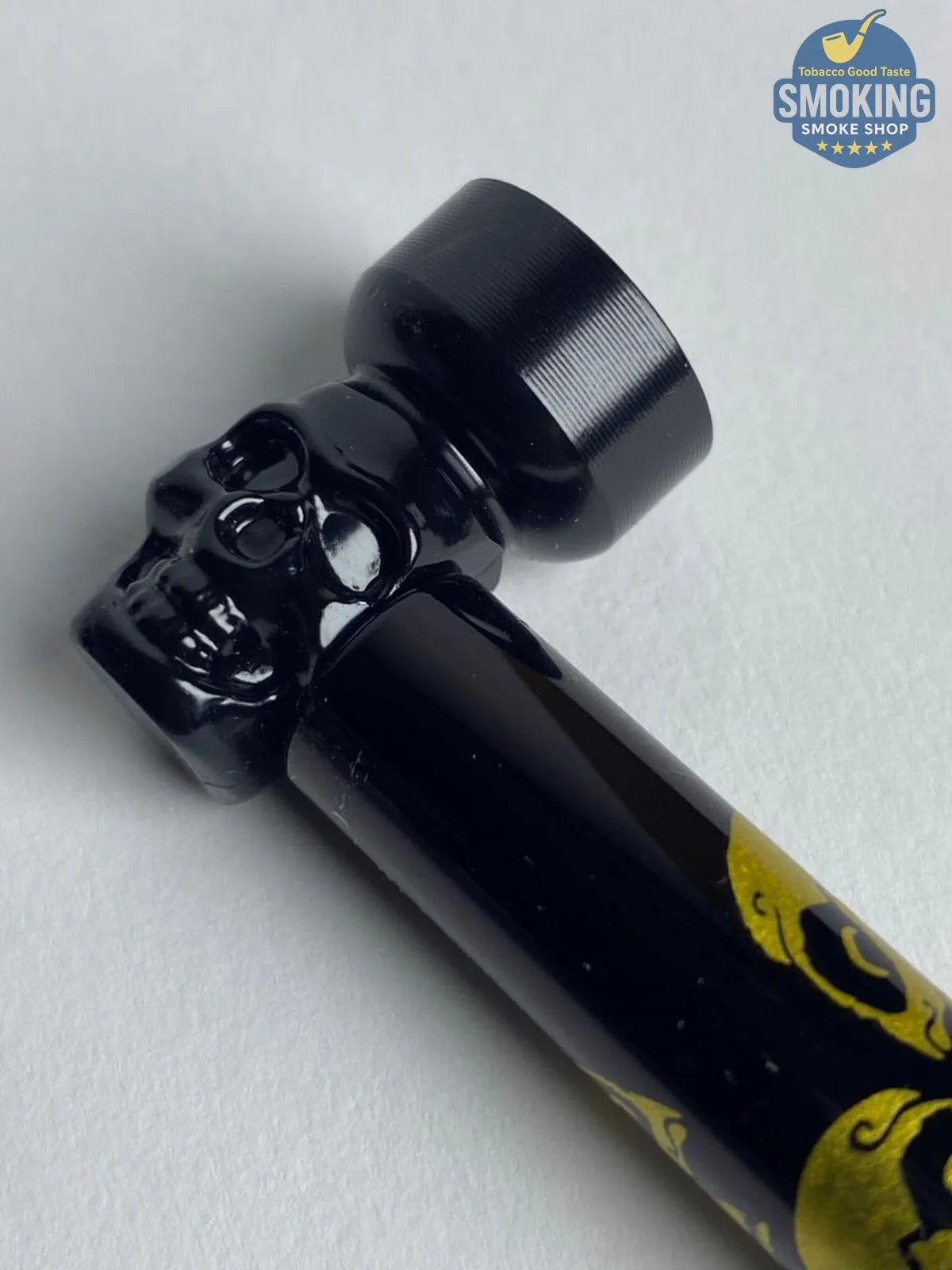 D&K Skull Glass Pipe — مدواخ زجا ملون جي دي آند كيه بنقشة جماجم 💀🔥